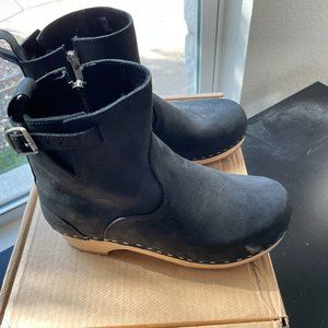 Sandgren's New York Low Clog Boots Size 38
